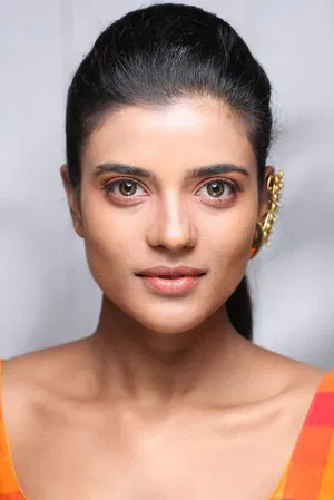 Aishwarya Rajesh photo