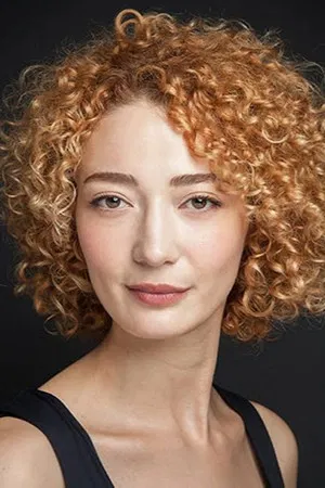 Özlem Öçalmaz photo