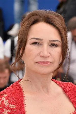 Demet Akbağ photo