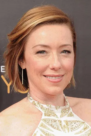 Molly Parker photo