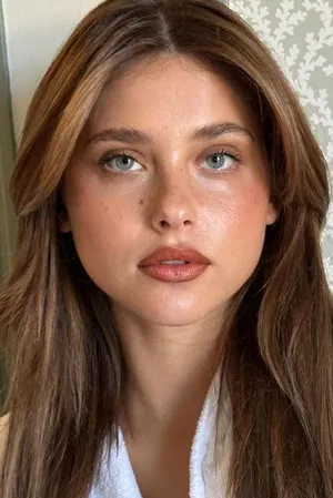 Nicole Wallace photo