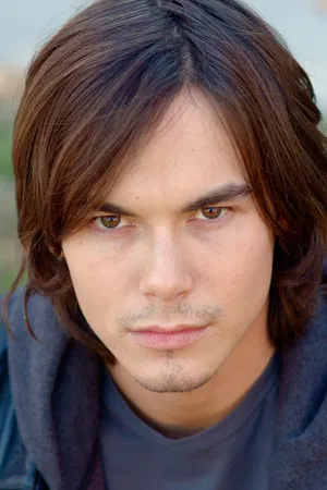 Tyler Blackburn photo