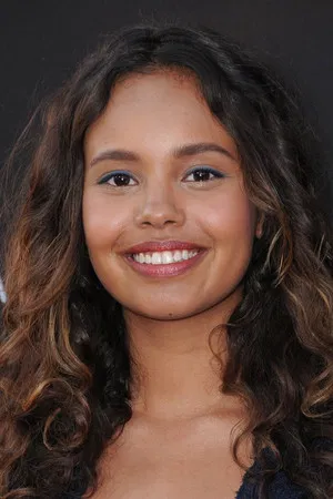 Alisha Boe photo