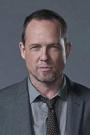Dean Winters photo