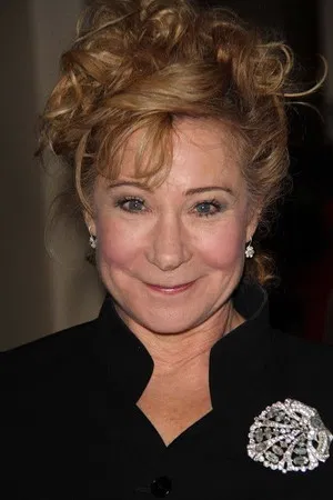 Zoë Wanamaker photo