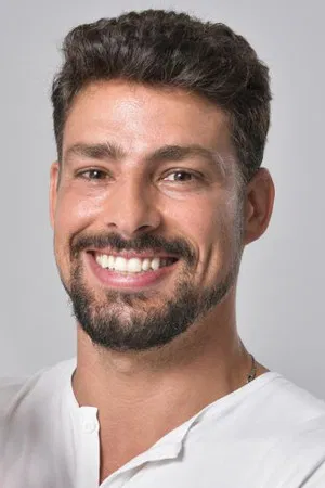 Cauã Reymond photo
