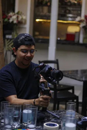 Andrés Certuche photo