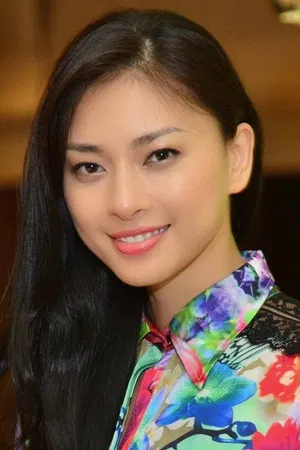 Veronica Ngo photo