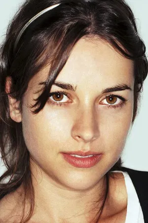 Amelia Warner photo