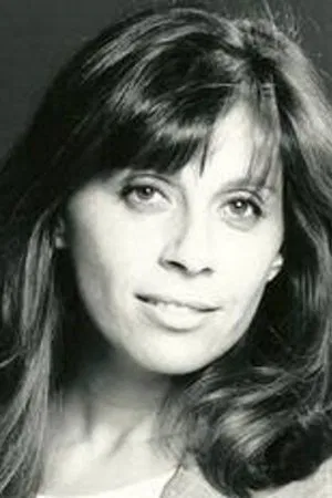 Yasmine Golchan photo