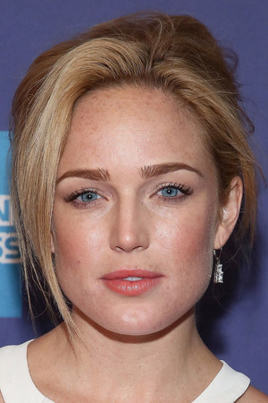 Caity Lotz photo