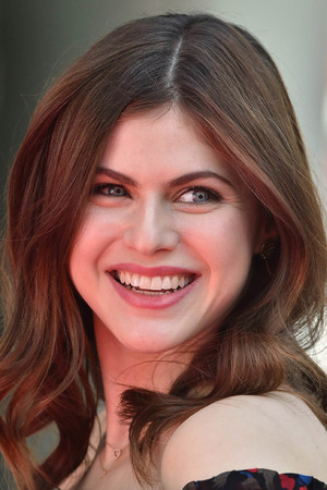 Alexandra Daddario photo