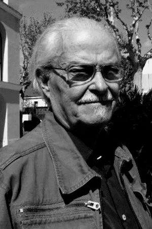 Macario 'Mac' Gómez photo