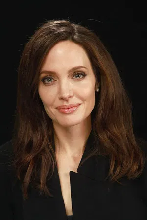 Angelina Jolie photo