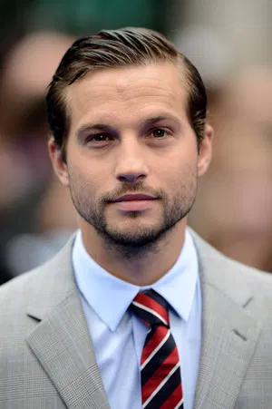 Logan Marshall-Green photo