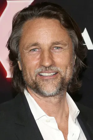 Martin Henderson photo
