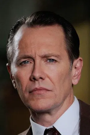 Peter Outerbridge photo