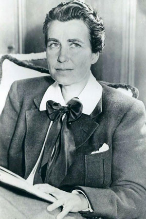 Dorothy Arzner photo