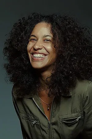 Isamara Castilho photo