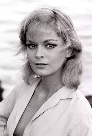 Letícia Román photo