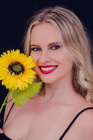 Leticia Botelho photo