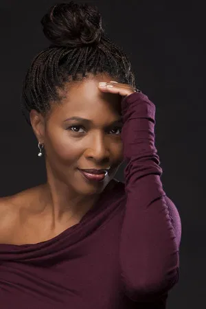 Suzzanne Douglas photo