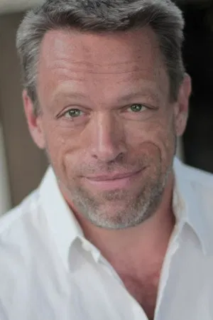 Brian Thompson photo