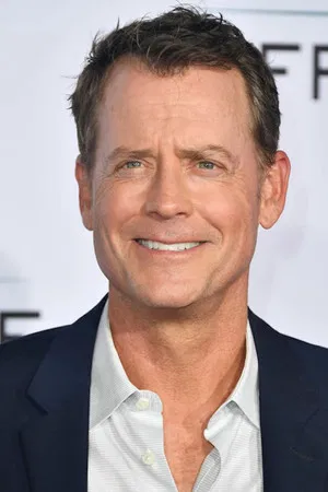 Greg Kinnear photo