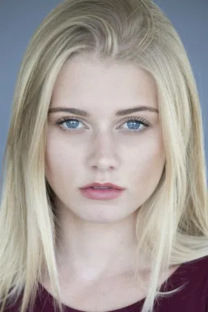 Alena Savostikova photo