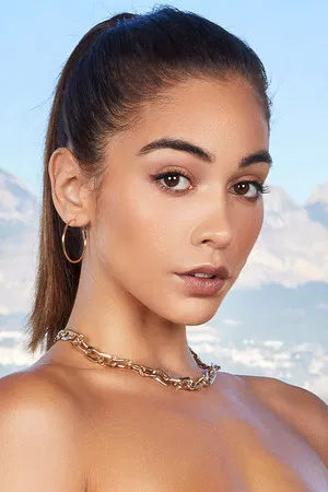 Ginebra Bellucci photo