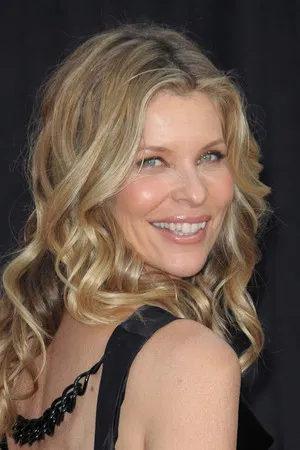 Kate Vernon photo