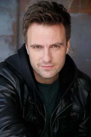 Manoel Felciano photo