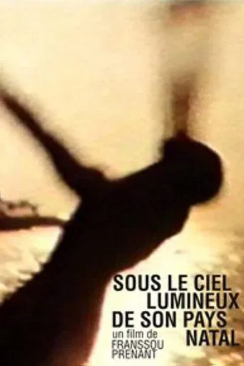 Sous le ciel lumineux de son pays natal poster