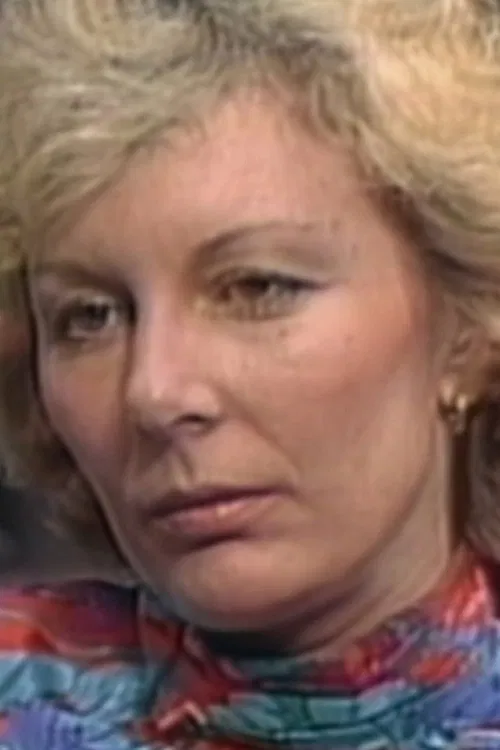 Kee MacFarlane profile