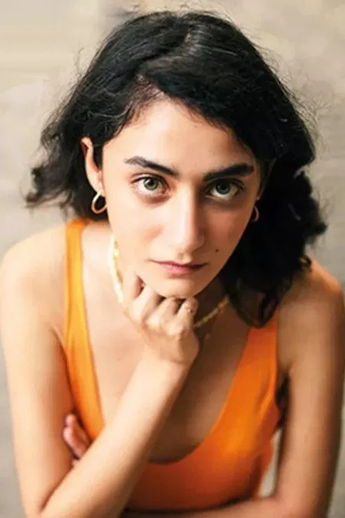 İlayda Elhih profile