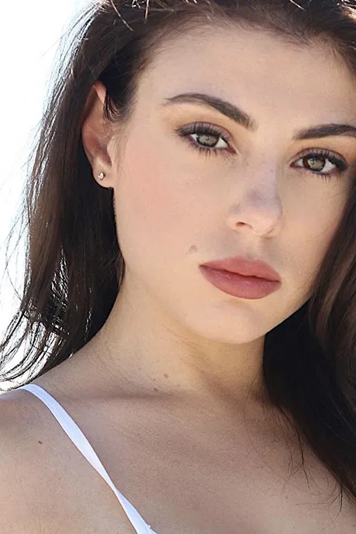 Lyssa Roberts profile