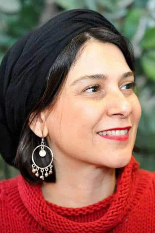 Mona Zandi Haghighi profile