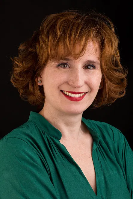 Mari Paz Sayago profile