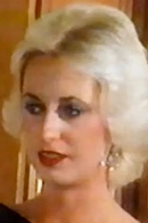 Liza Linelli profile