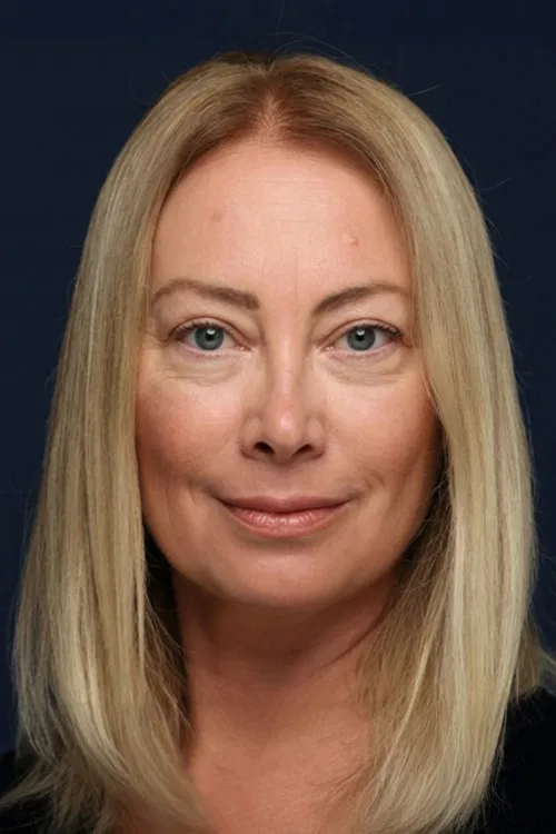 Alev Cınbarcı profile