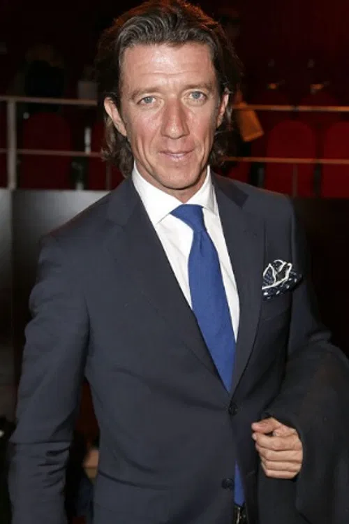 Nicolás Vallejo-Nágera profile