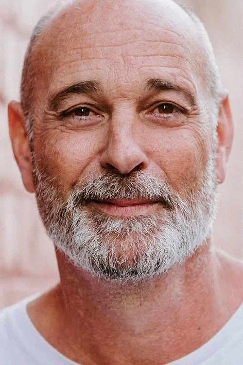 Aston Elliot profile