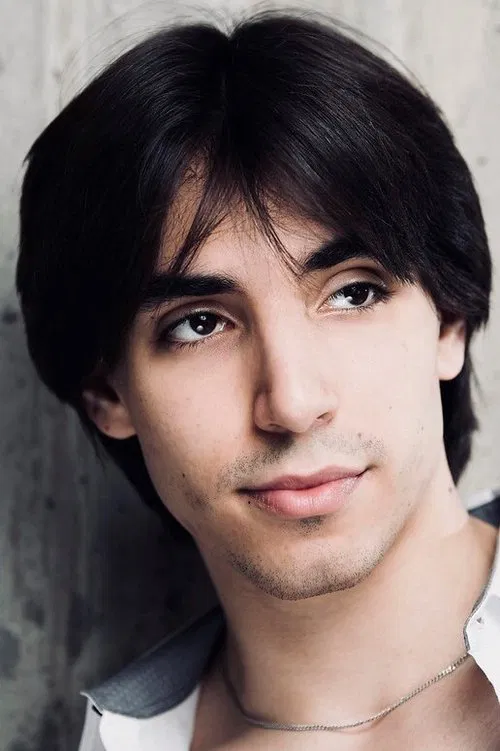 Cesar Corrales profile