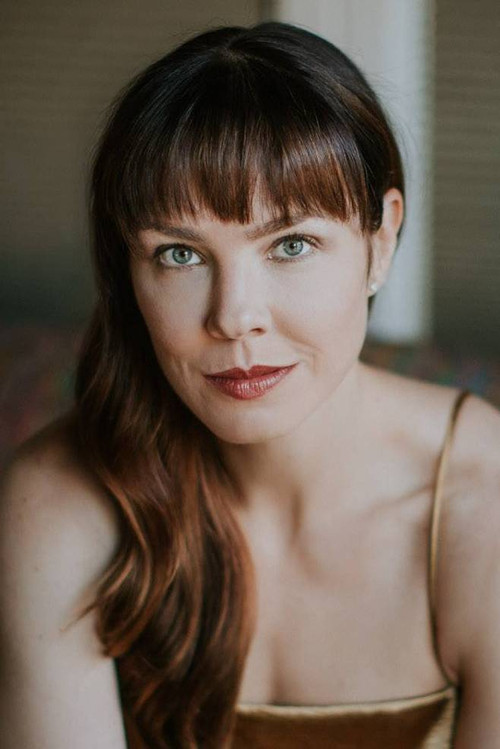 Julia Farrell profile