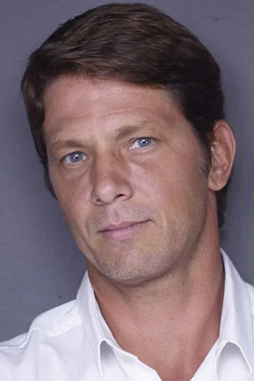 Mário Frias profile