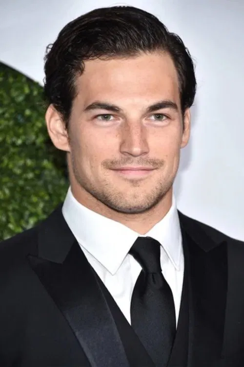 Giacomo Gianniotti profile