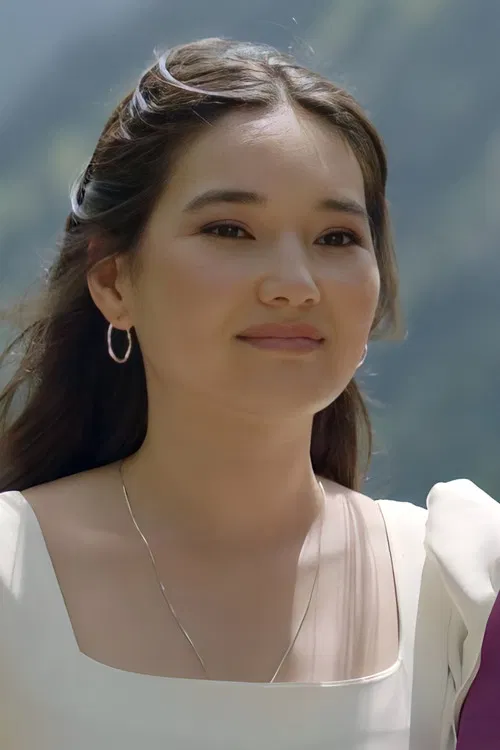 Adina Bazhan profile