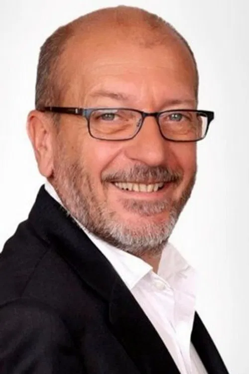 Dario Vergassola profile