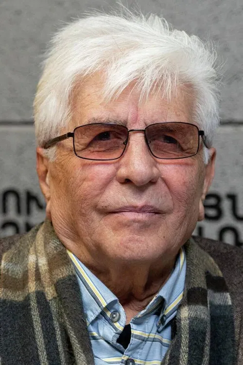 Robert Amirkhanyan profile