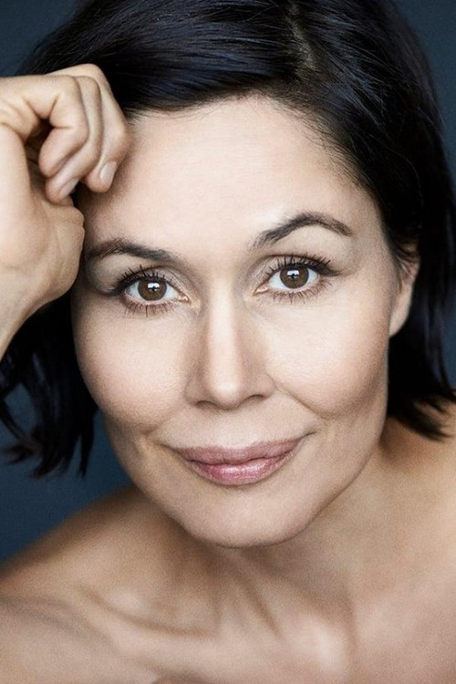 Nukâka Coster-Waldau profile